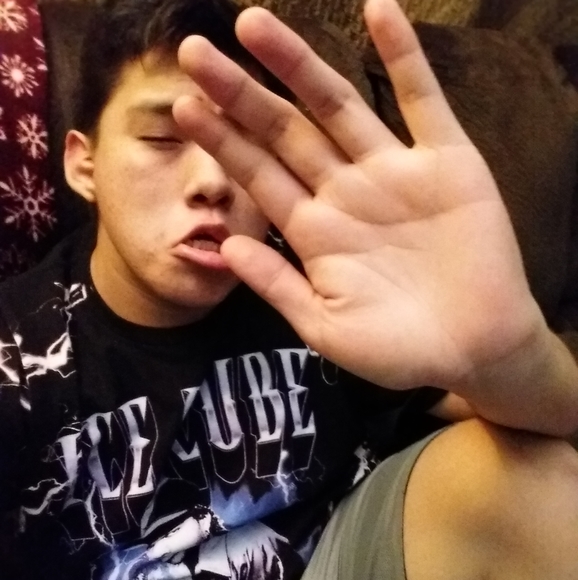 Meet your Posher, Kelsey - Picture 1 of 1